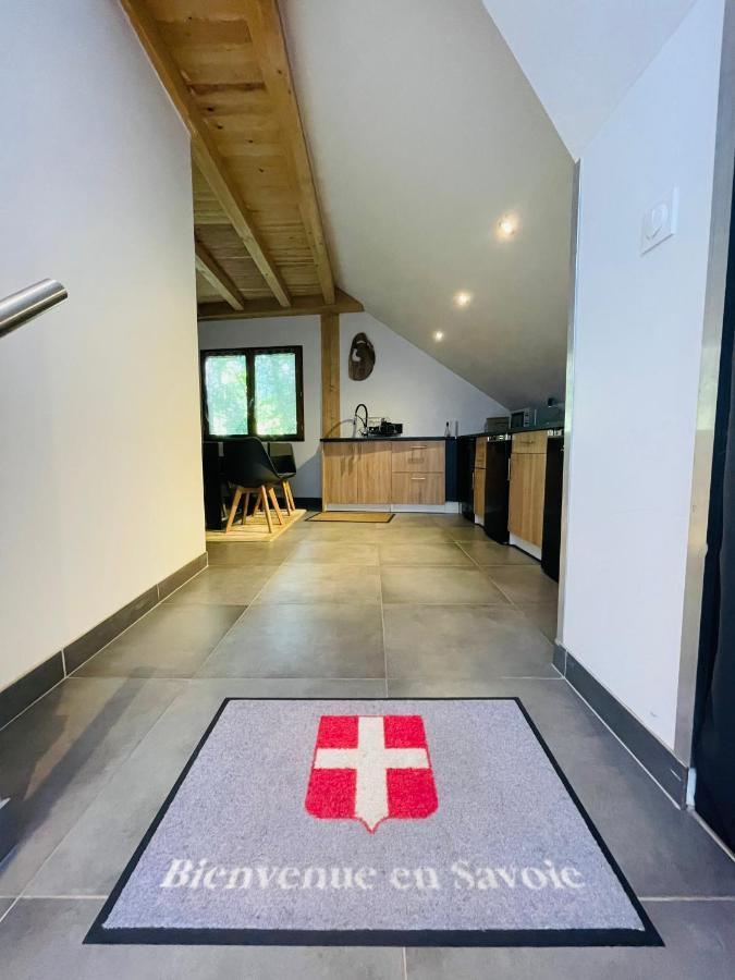 Le Lodge Du Pichat Sainte-Helene-du-Lac Exteriör bild