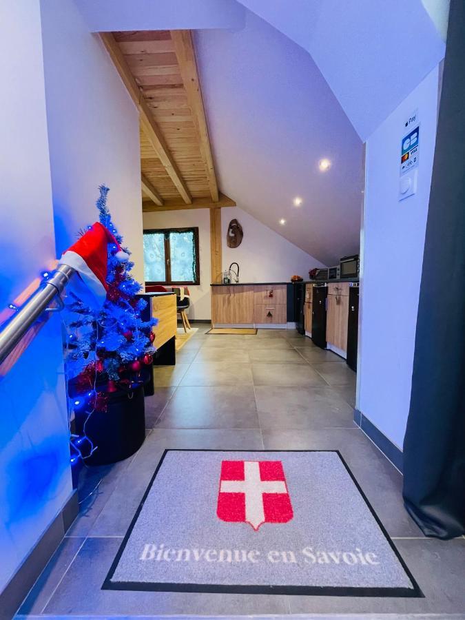 Le Lodge Du Pichat Sainte-Helene-du-Lac Exteriör bild